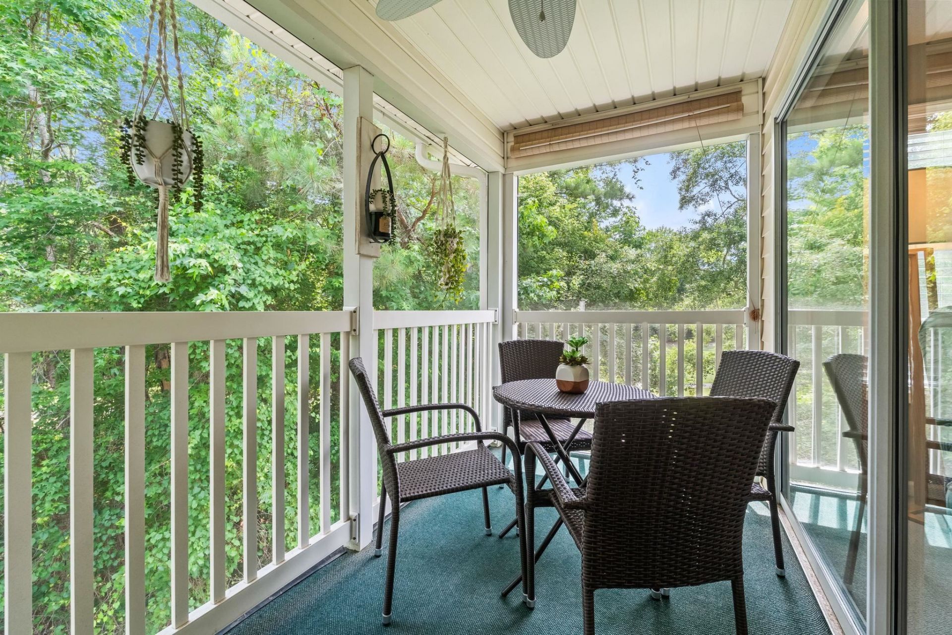 615 Tupelo Ln. Photo 28