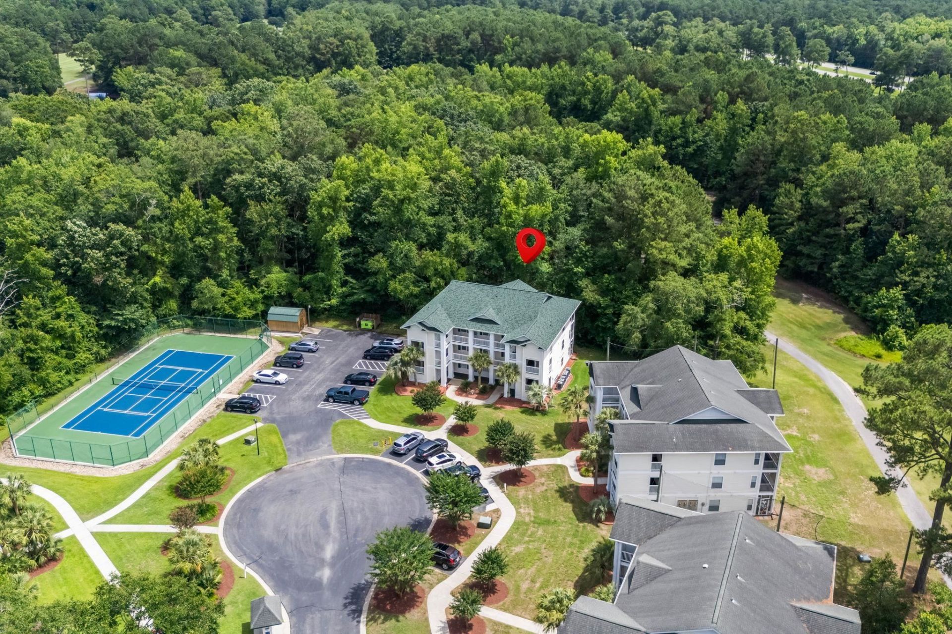615 Tupelo Ln. Photo 32