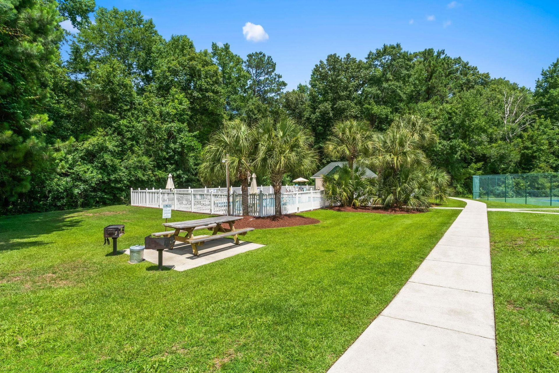 615 Tupelo Ln. Photo 39