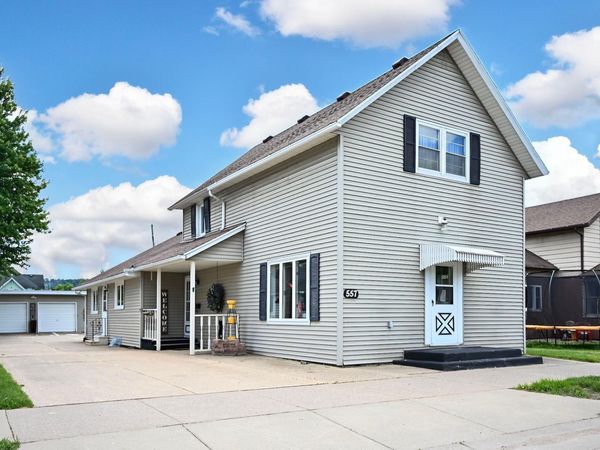 557 E 2nd Street, Winona, MN 55987