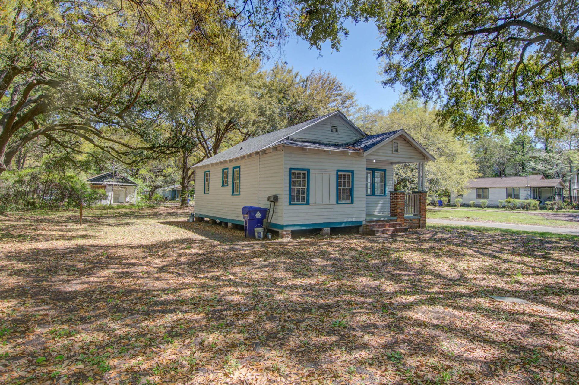 1840 Dillway Street Photo 15