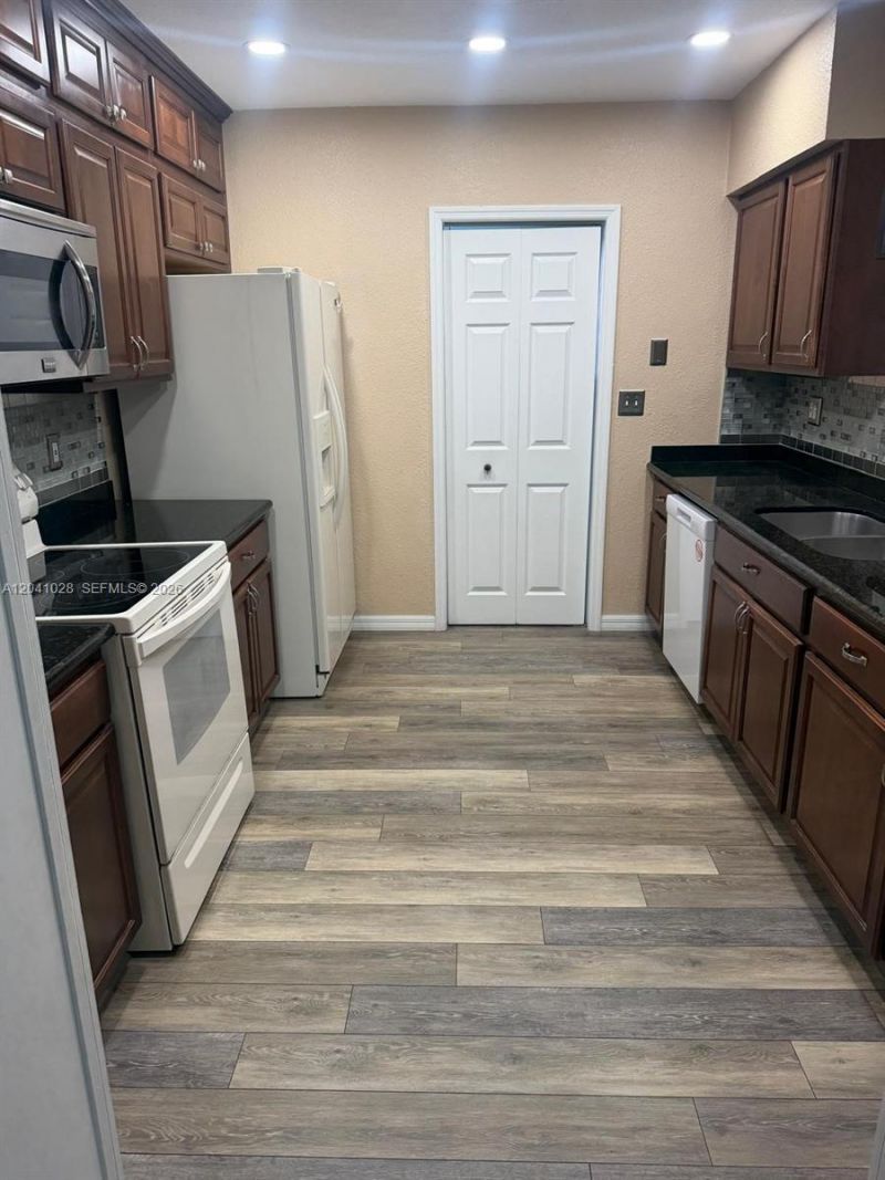 27280 SW 166th Ave, Homestead, FL 33031 Photo