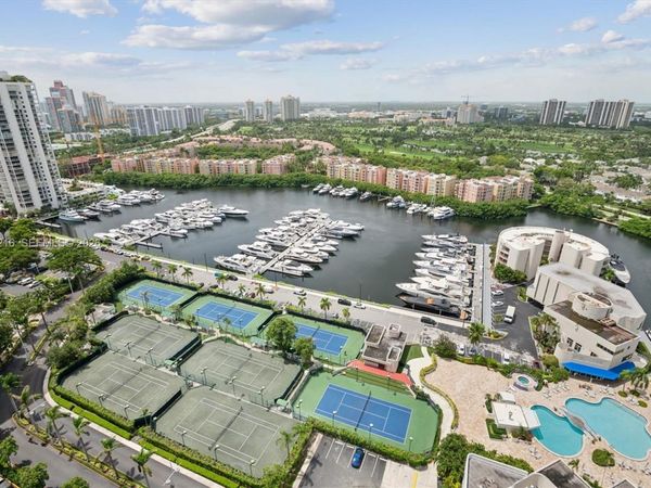 19707 Turnberry Way , Unit PHC, Aventura, FL 33180