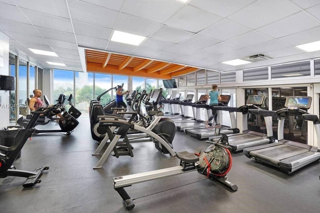 1717 N Bayshore Dr, Unit D-3931, Miami, FL 33132 Photo