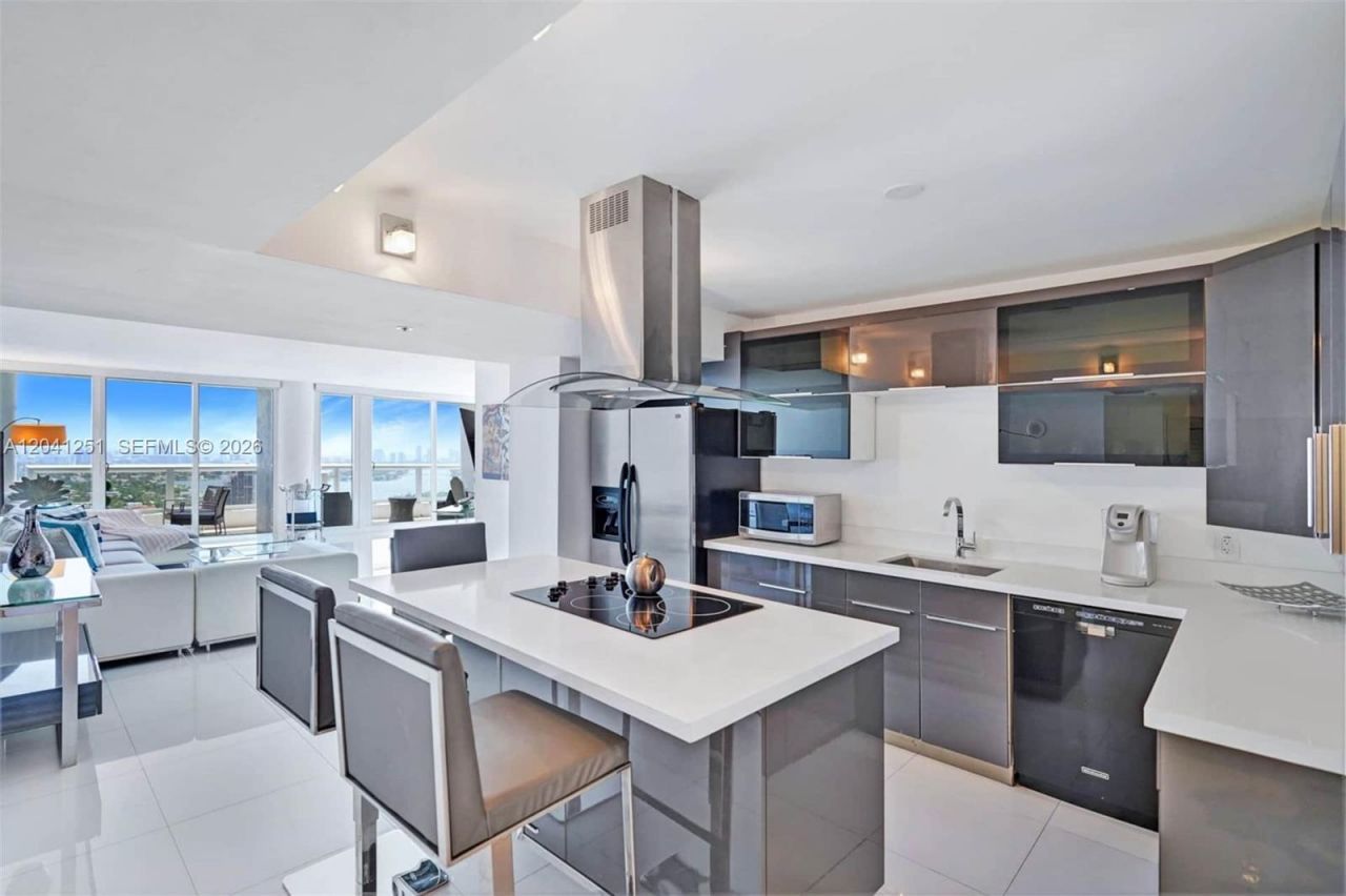 1717 N Bayshore Dr, Unit D-3931, Miami, FL 33132 Photo