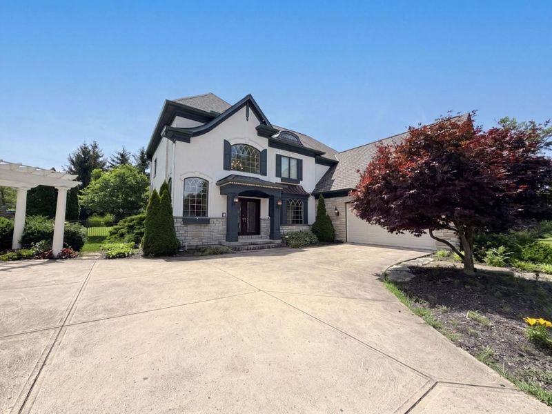7087 Bridgetown Road, Green Township, OH 45248 Photo 1