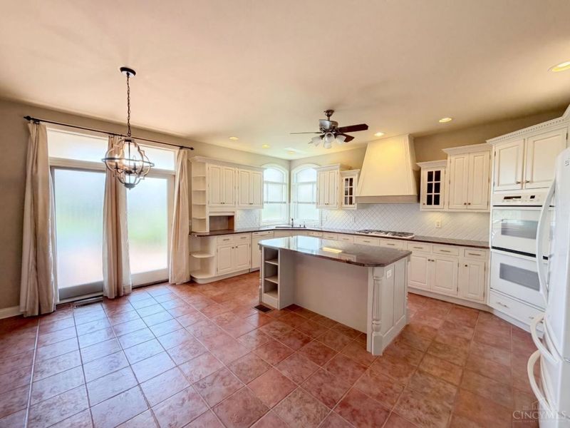 7087 Bridgetown Road, Green Township, OH 45248 Photo 7