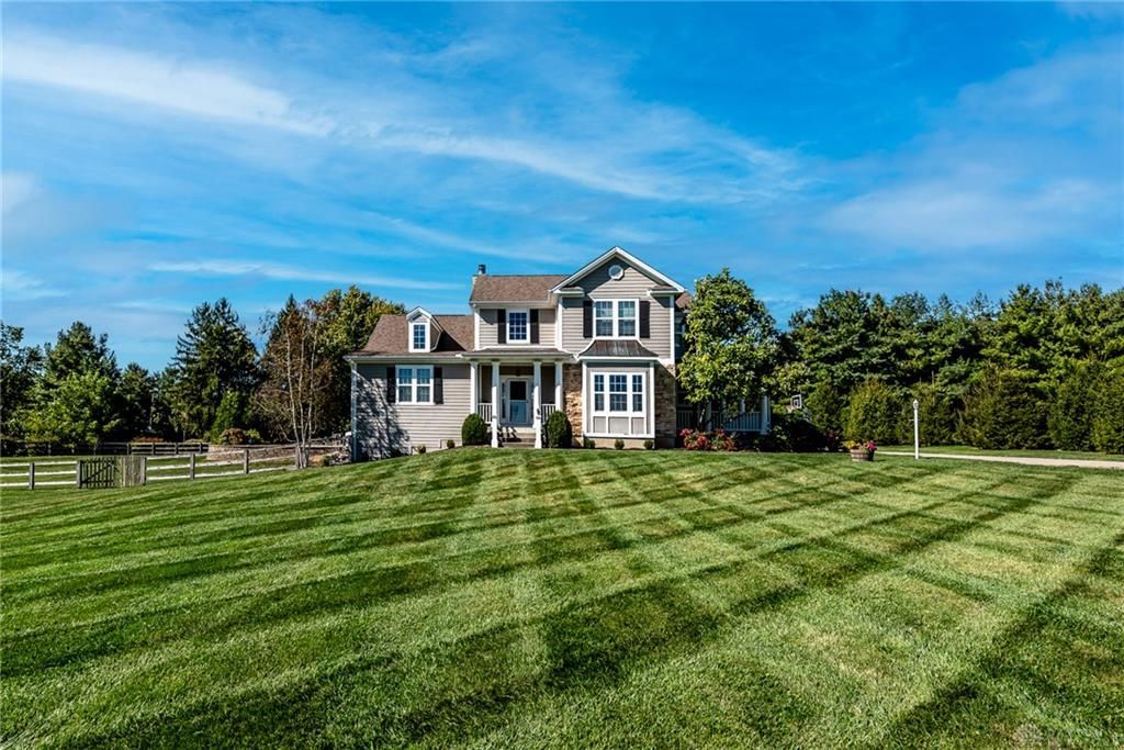 27 Hickory Meadows Lane, Turtlecreek Township, OH 45036 Main Photo