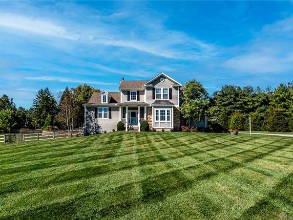 27 Hickory Meadows Lane, Turtlecreek Twp, OH 45036