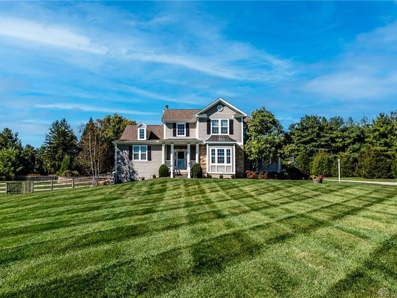 27 Hickory Meadows Lane, Turtlecreek Township, OH 45036 Photo 1