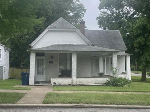 7448 Ethel Avenue , Richmond Heights, MO 63117