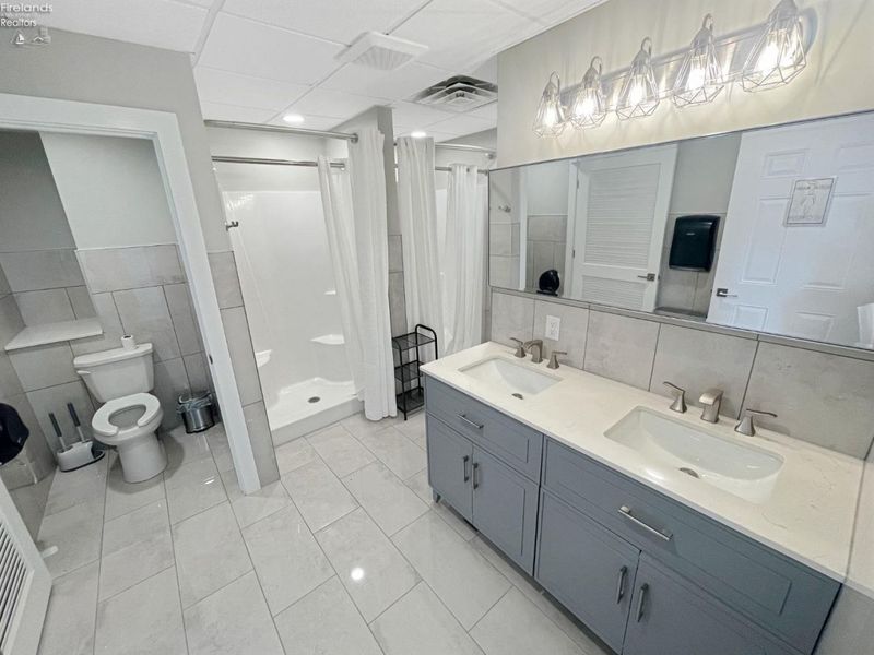 545 W Lakeshore Drive, Unit 36, Port Clinton, OH 43452 Photo 45