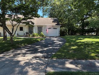152B Laurance Lane Ridge, NY 11961