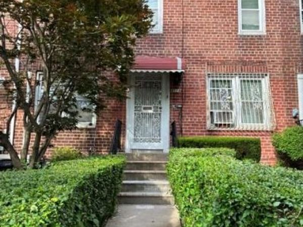 4118 Murdock Avenue , Bronx, NY 10466