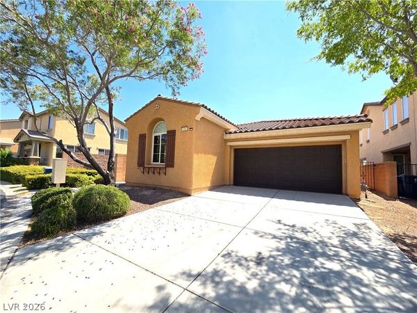 6566 Brooklyn Heights Street , Las Vegas, NV 89166
