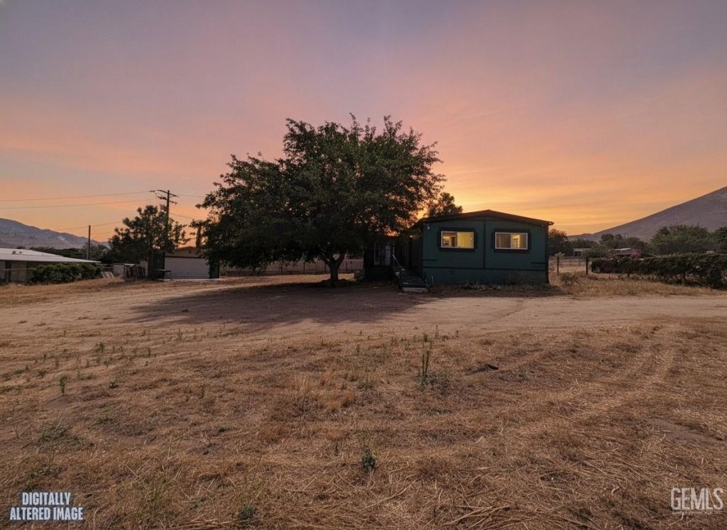 11023 Marcia Street, Weldon, CA 93283 Main Photo