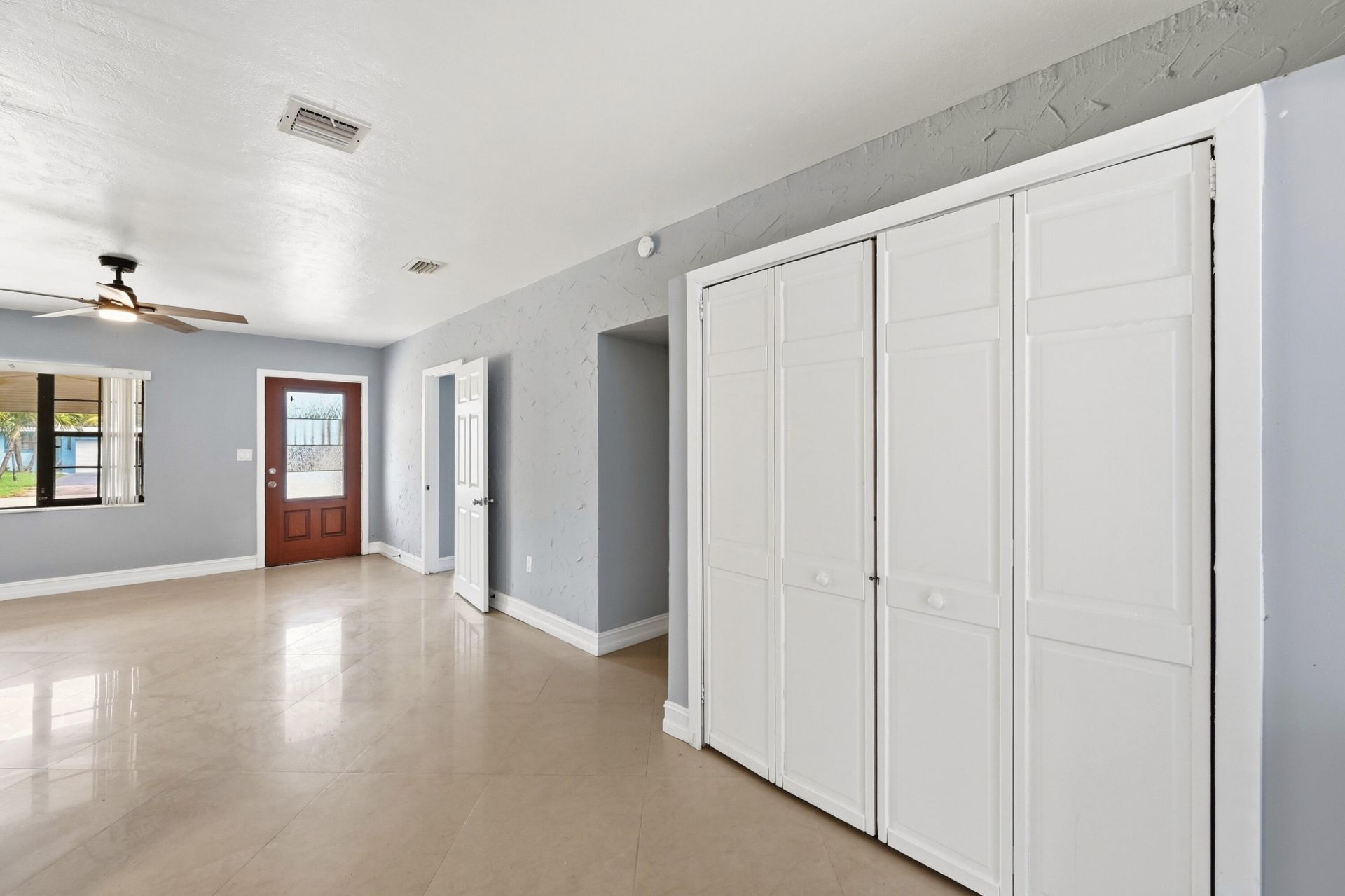 740 E Evanston Circle E, Fort Lauderdale, FL 33312 Photo
