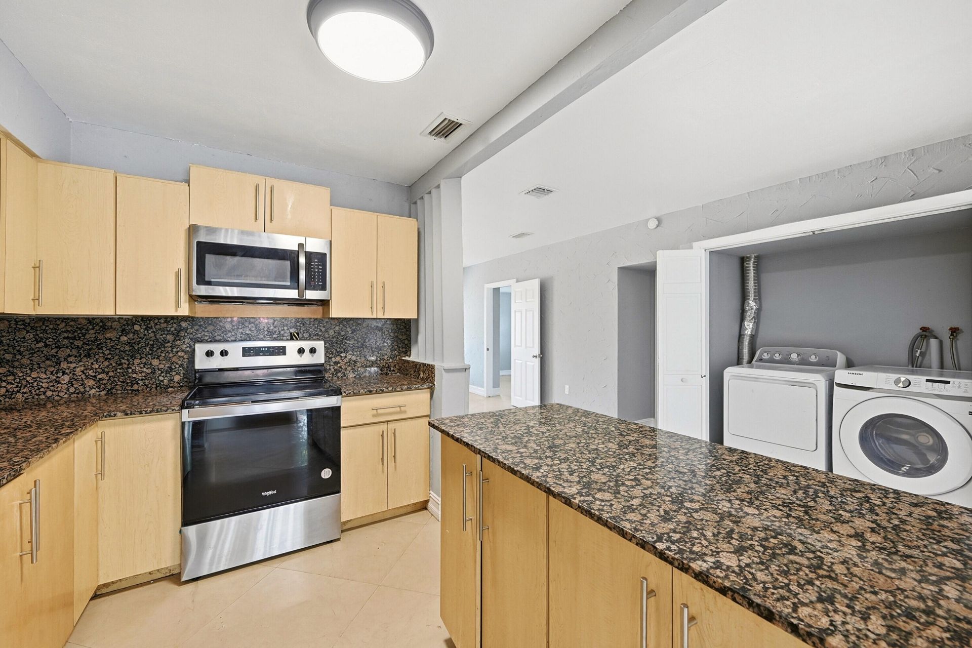 740 E Evanston Circle E, Fort Lauderdale, FL 33312 Photo
