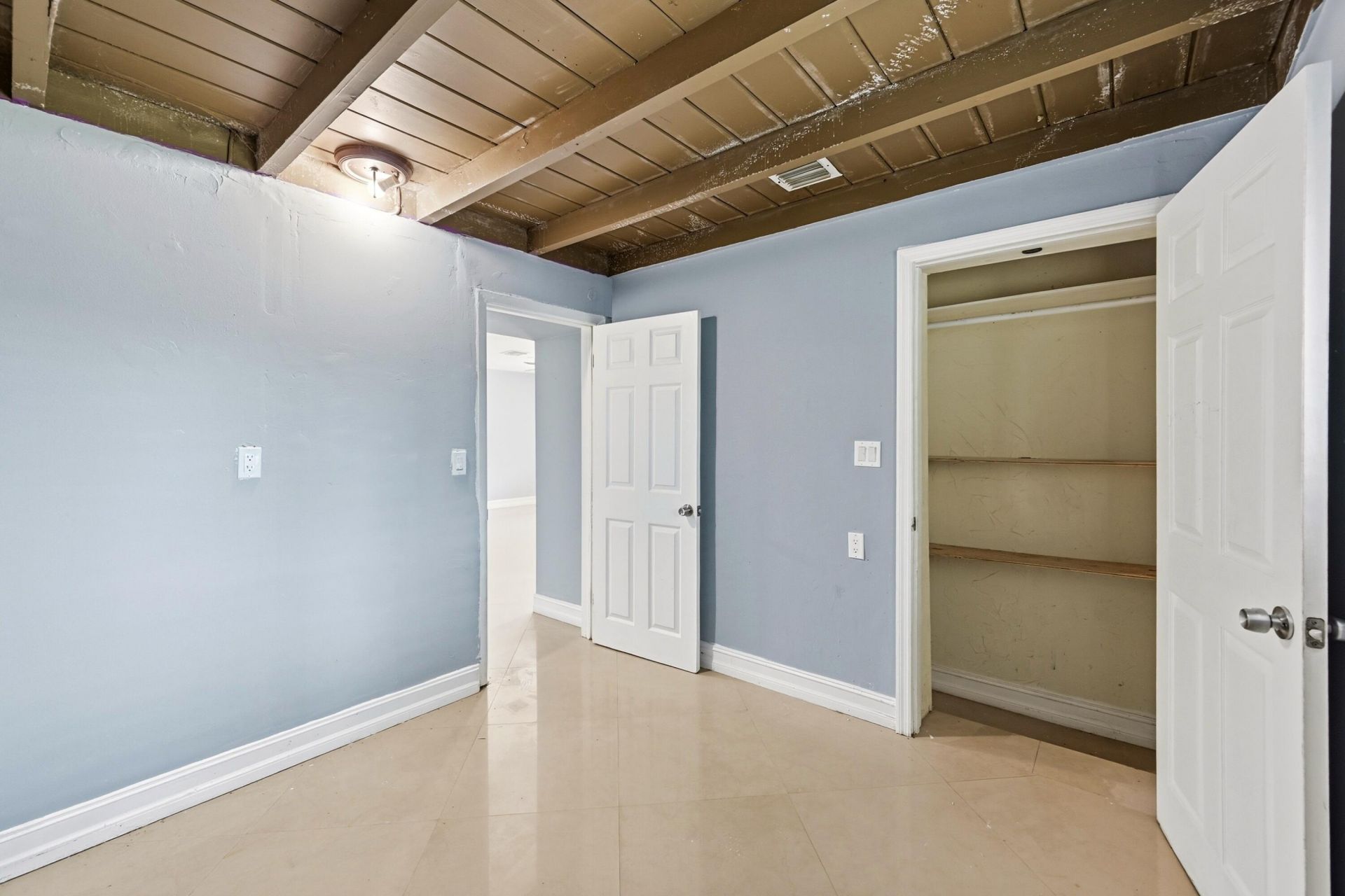 740 E Evanston Circle E, Fort Lauderdale, FL 33312 Photo