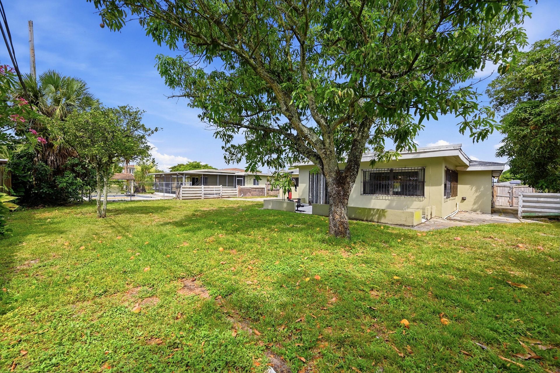 740 E Evanston Circle E, Fort Lauderdale, FL 33312 Photo