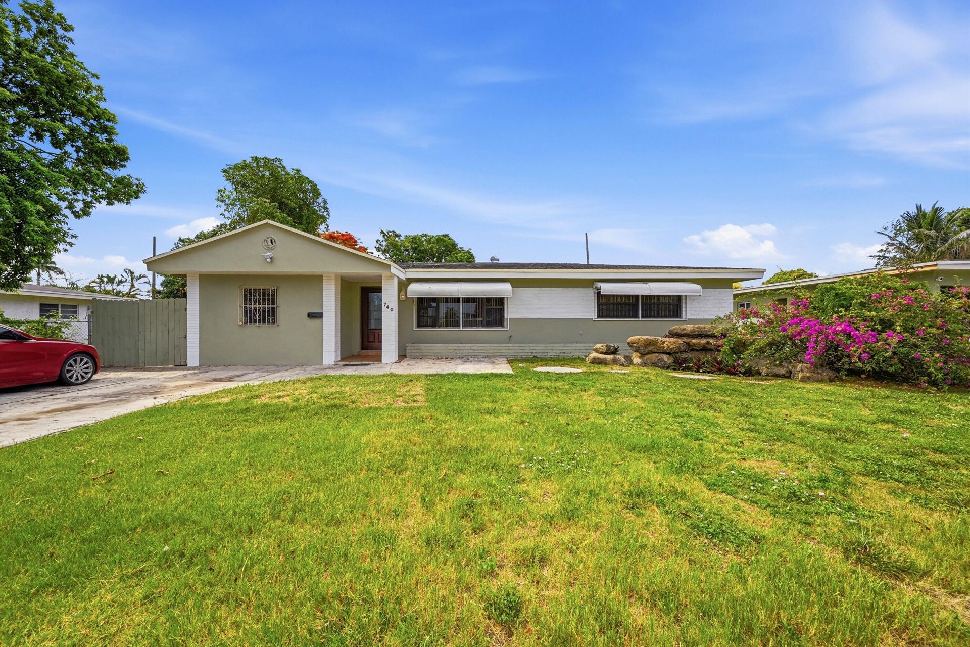 740 E Evanston Circle E, Fort Lauderdale, FL 33312 Photo