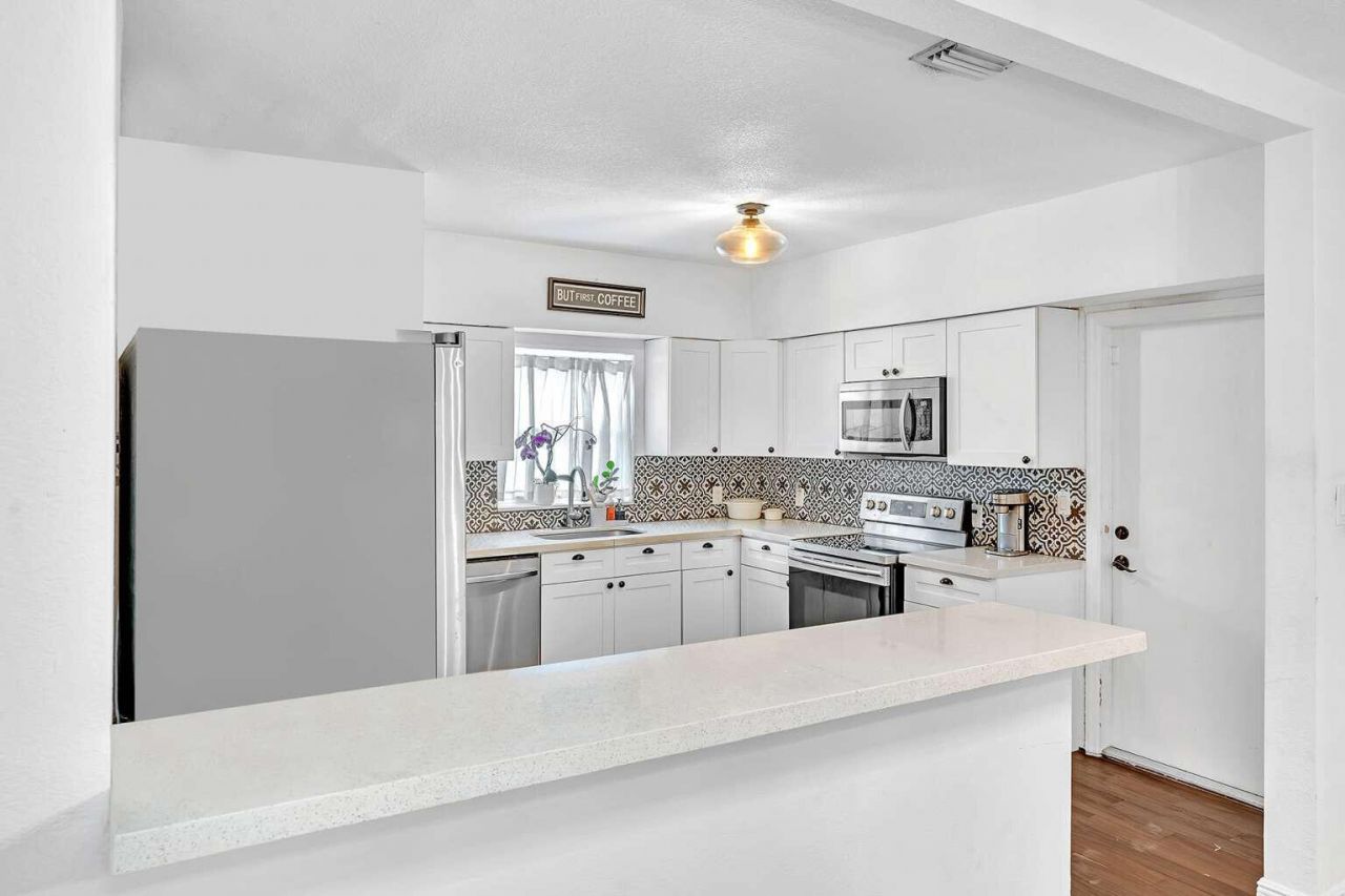 784 NE 81st Street, Miami, FL 33138 Photo