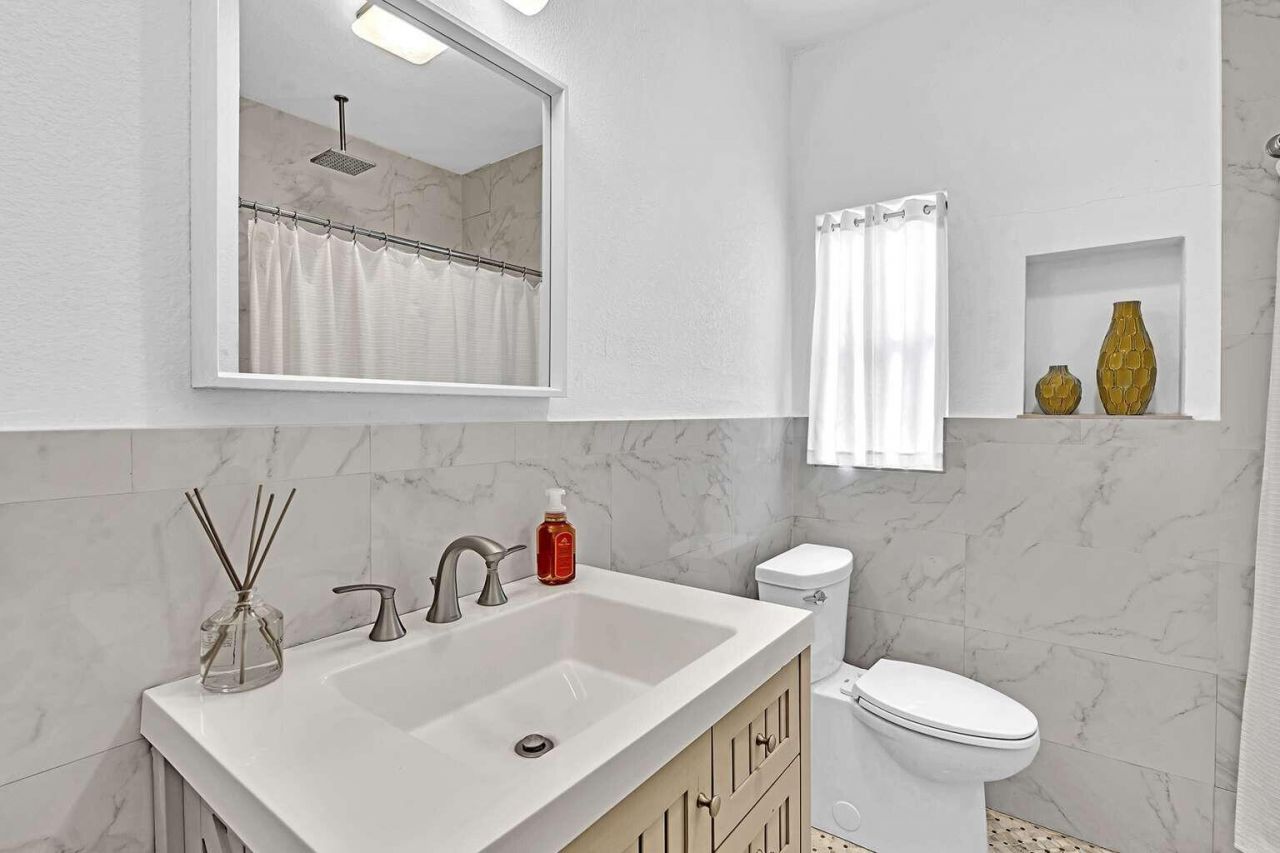 784 NE 81st Street, Miami, FL 33138 Photo