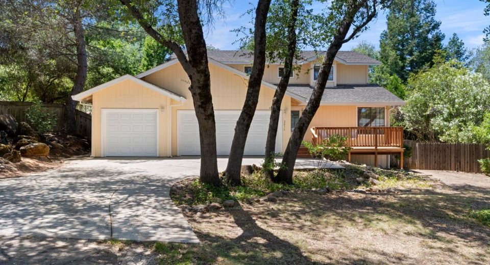2816 Hillcrest Dr, Cameron Park, CA 95682 Photo