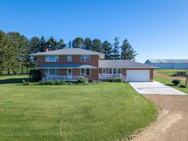 30319 Brookville A&B Road , Lanark, IL 61046