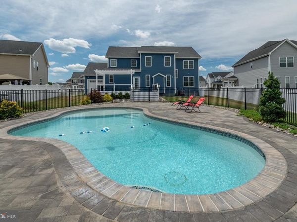 1006 MAIDEN GRASS DRIVE , LA PLATA, MD 20646
