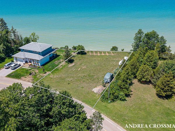 920 Adams Road, South Haven, MI 49090