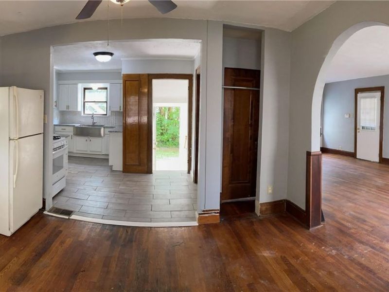 493 Rentschler Street, Akron, OH 44304 Photo 6