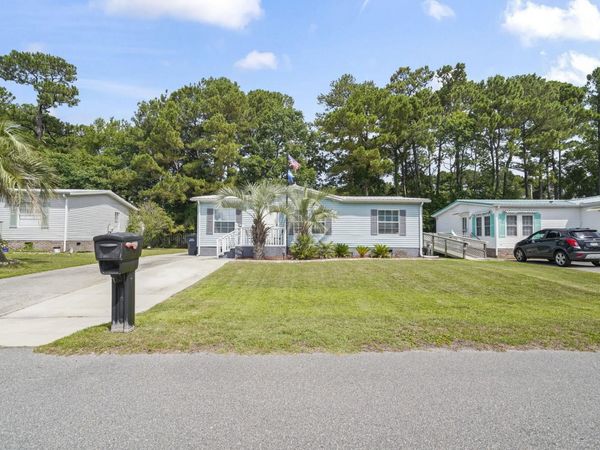232 Captains Dr., Little River, SC 29566