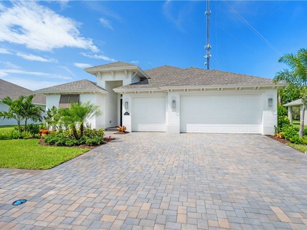 4066 Tower Pointe Way, Vero Beach, FL 32967