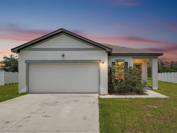 1006 COMMUTER DR, DELTONA, FL 32738