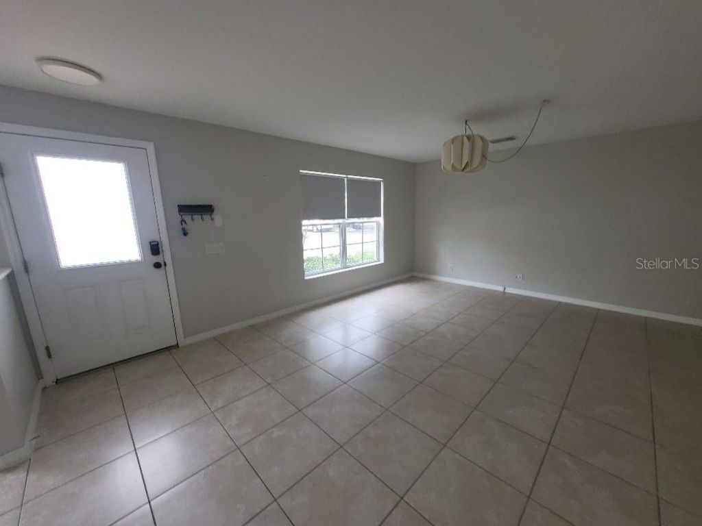 3874 Mariner Drive , Saint Petersburg, FL 33705 Photo