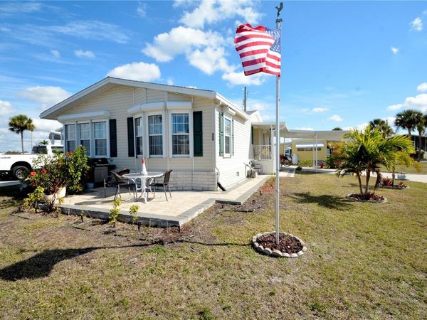 809 S WATERWAY, VENICE, FL 34285