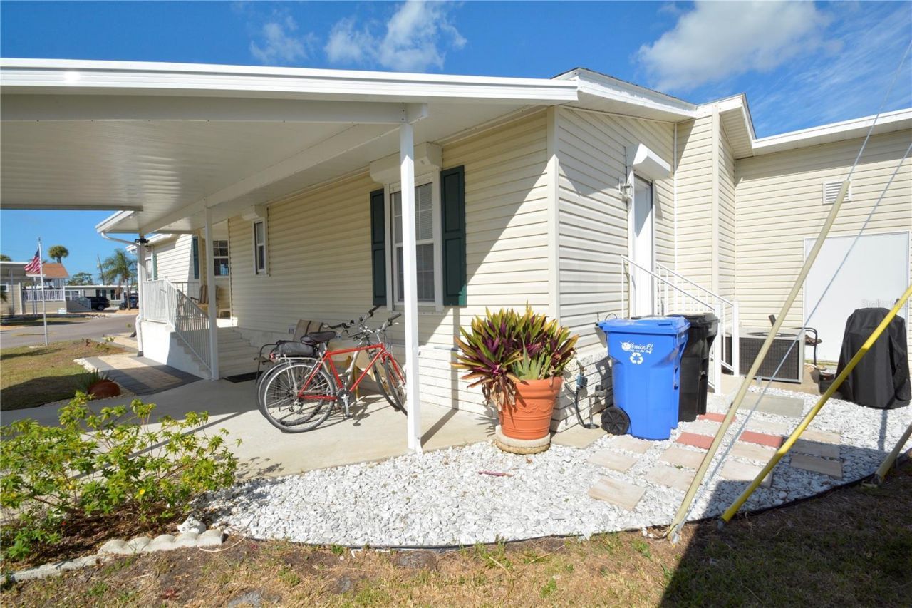 809 S Waterway, Venice, FL 34285 Photo