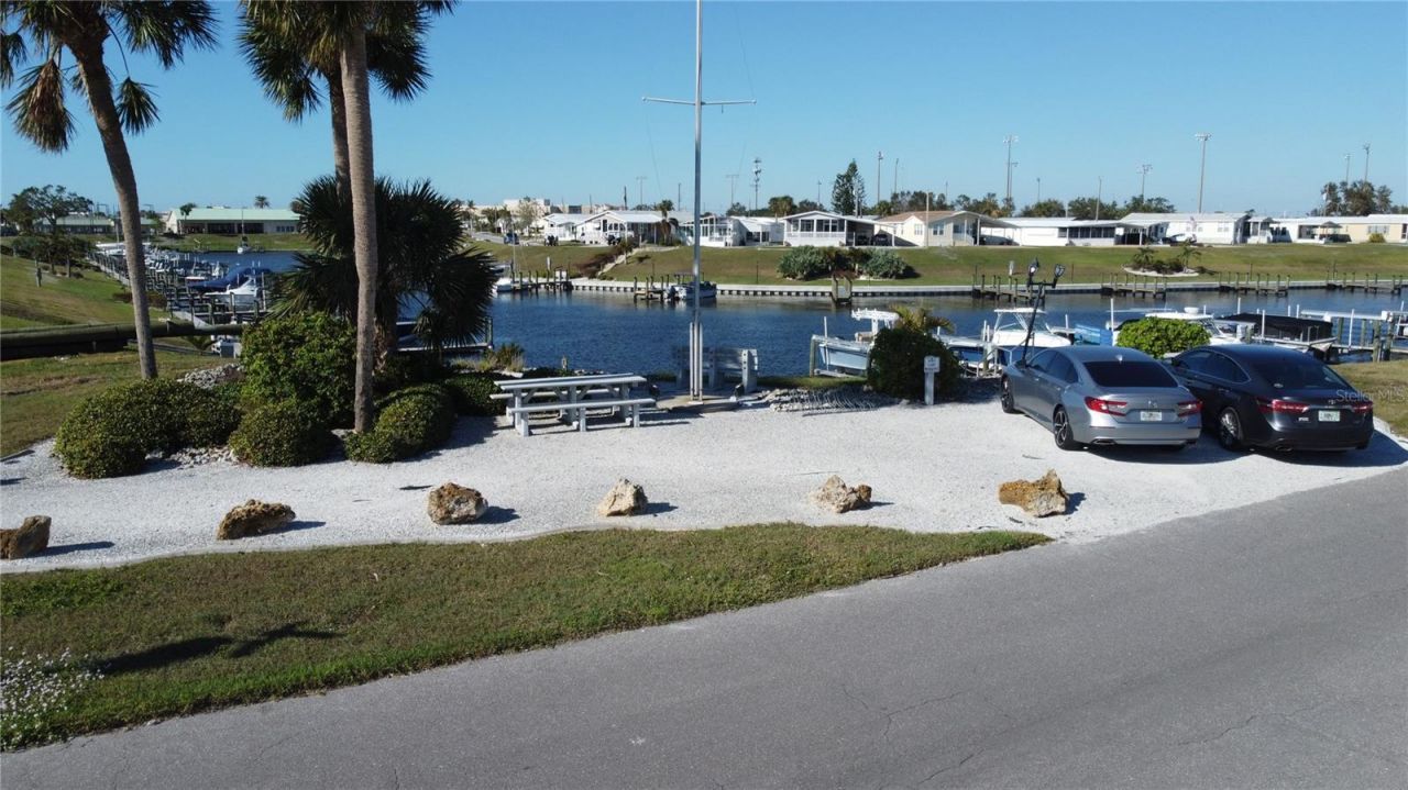 809 S Waterway, Venice, FL 34285 Photo