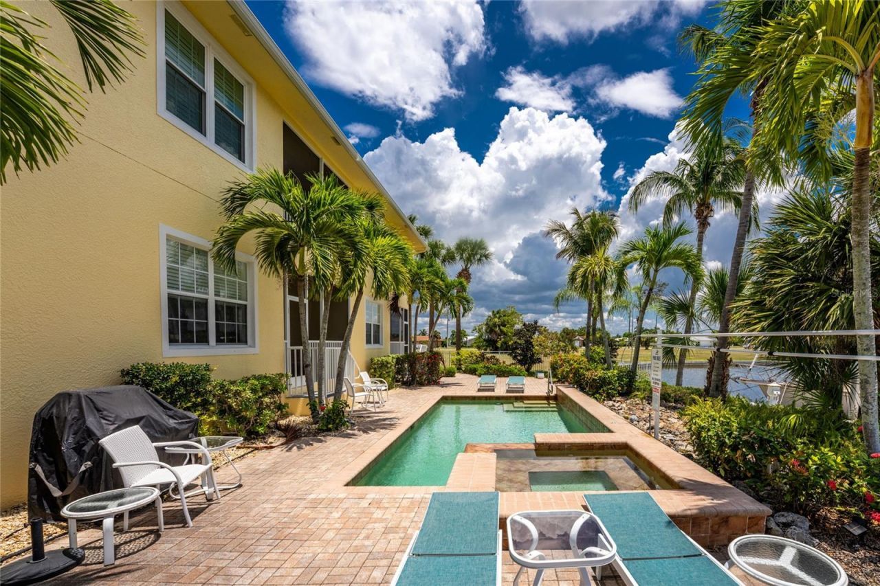 3228 Wood Thrush Drive , Unit 112, Punta Gorda, FL 33950 Photo