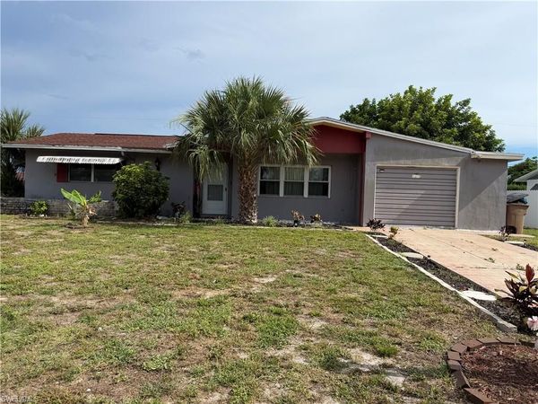1506 Grandale ST , LEHIGH ACRES, FL 33936