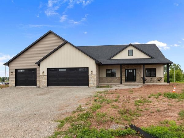 N1298 MEADOW PARK DRIVE, Greenville, WI 54942