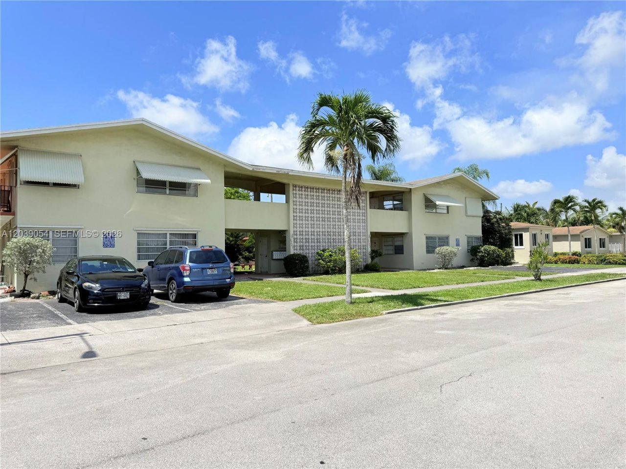 1722 Mayo St, Unit 105, Hollywood, FL 33020 Photo