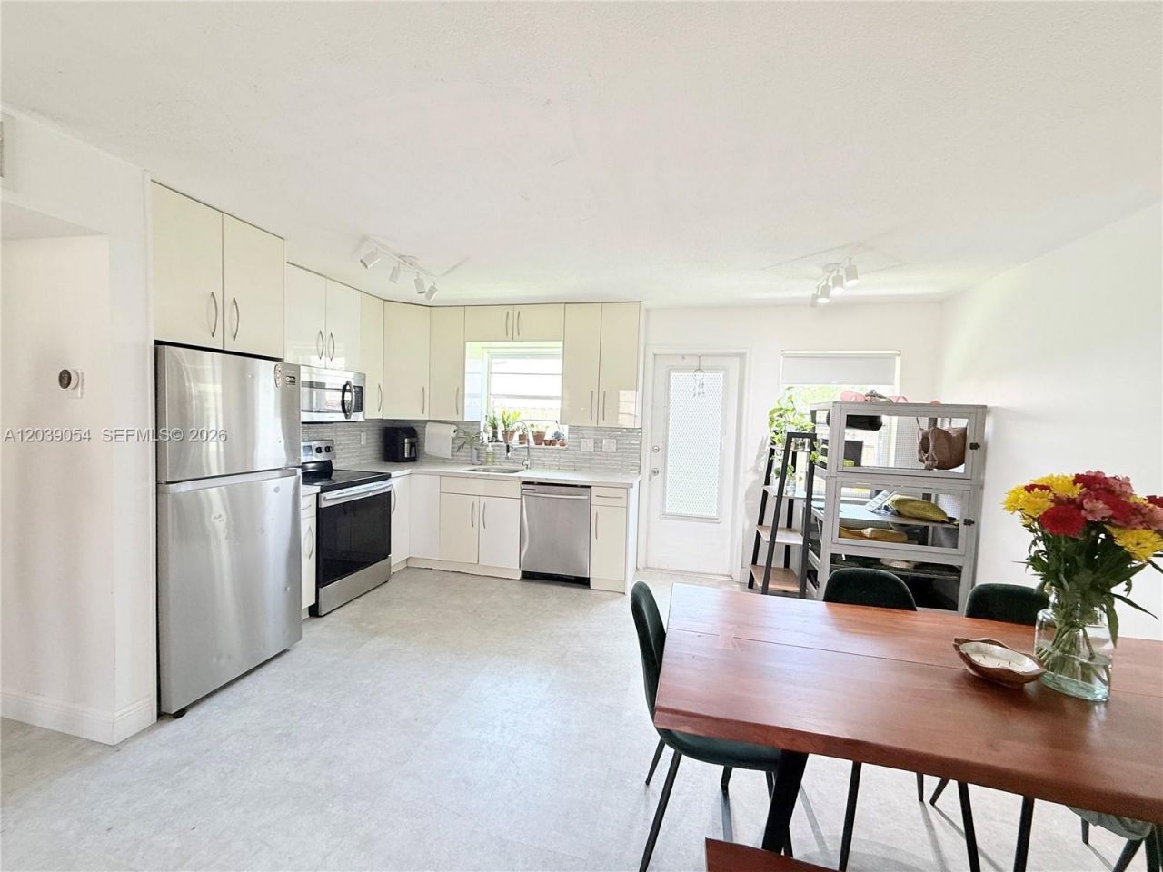 1722 Mayo St, Unit 105, Hollywood, FL 33020 Photo