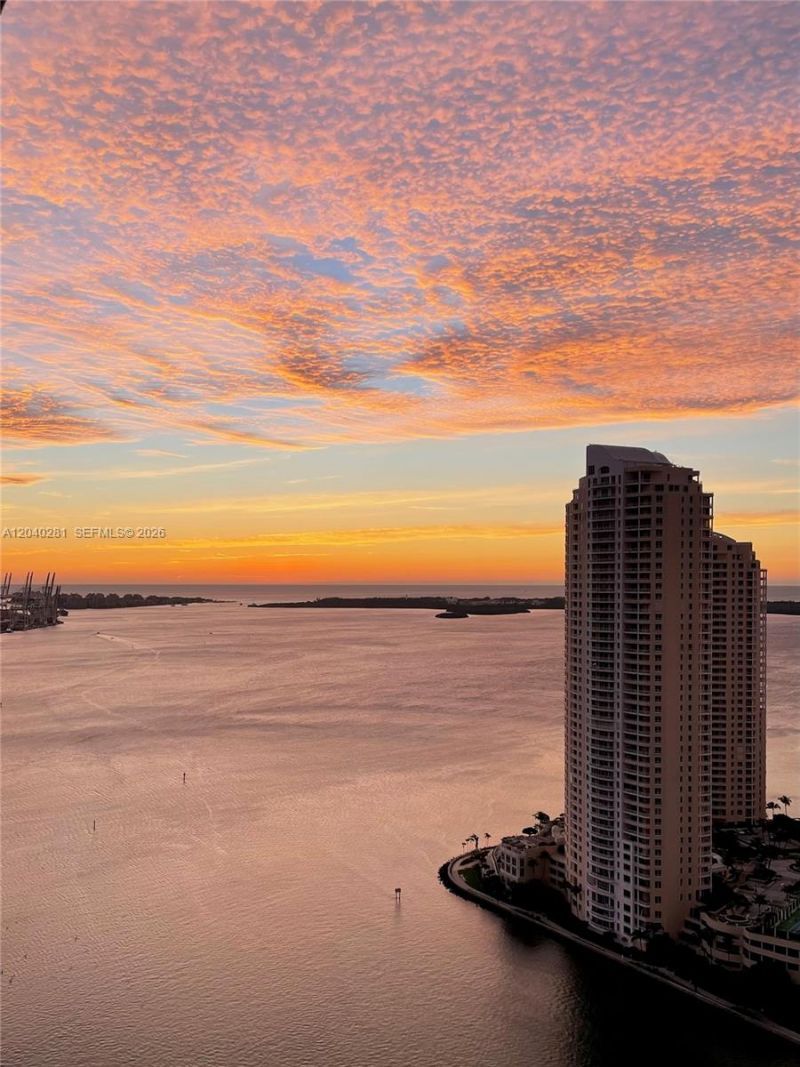 325 S Biscayne Blvd, Unit 3821, Miami, FL 33131 Photo