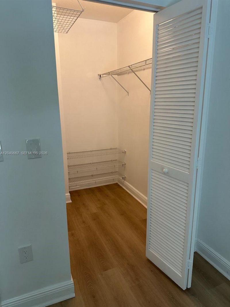 652 NE 63rd St, Unit 102, Miami, FL 33138 Photo