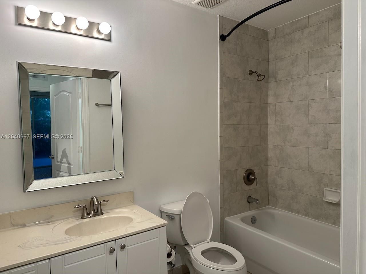 652 NE 63rd St, Unit 102, Miami, FL 33138 Photo