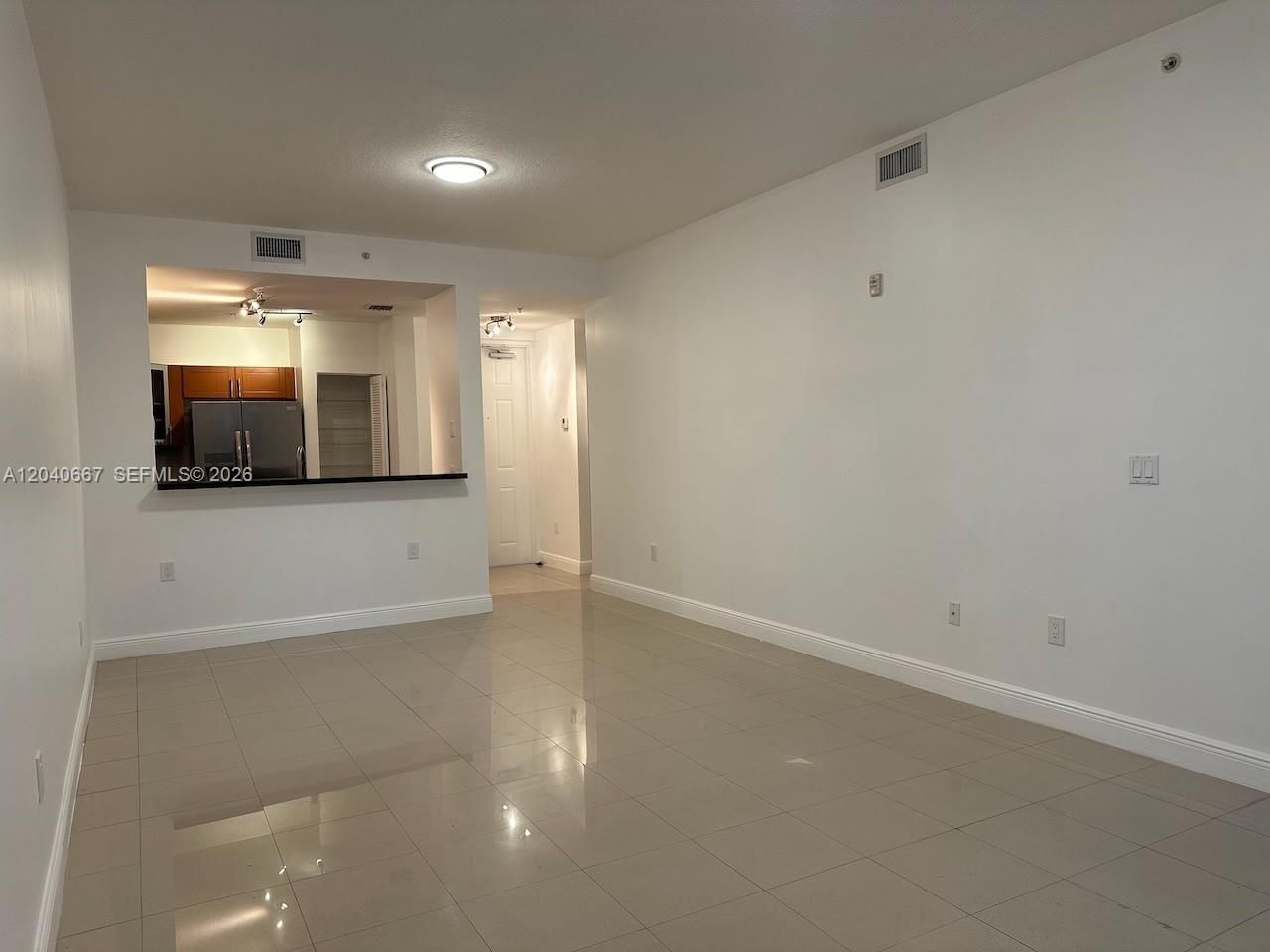 652 NE 63rd St, Unit 102, Miami, FL 33138 Photo