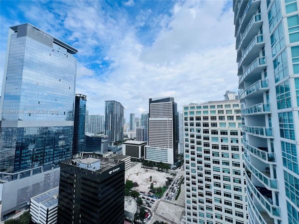 951 Brickell Ave, Unit 3300, Miami, FL 33131