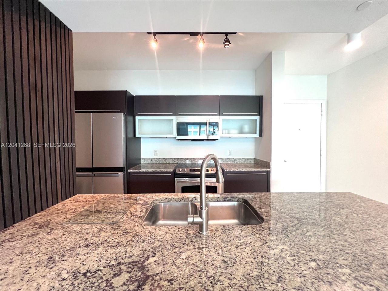 951 Brickell Ave , Unit 3300, Miami, FL 33131 Photo